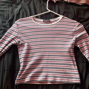 Cropped long sleeve shirt